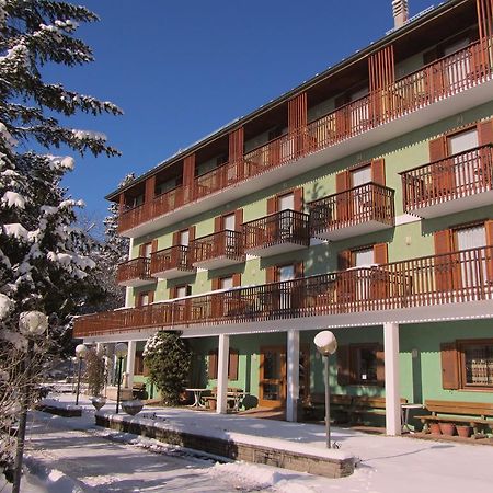 Albergo Monteverde Лавароне Экстерьер фото