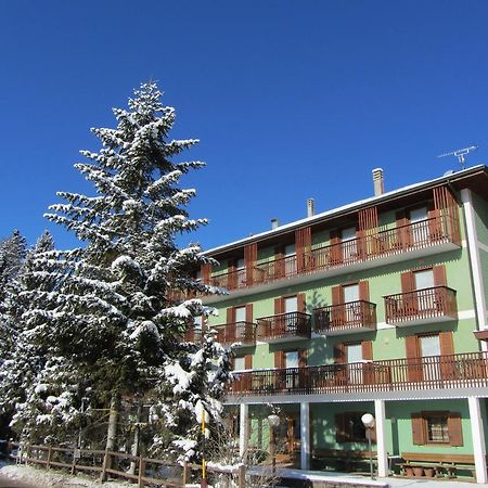 Albergo Monteverde Лавароне Экстерьер фото