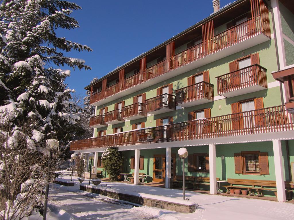 Albergo Monteverde Лавароне Экстерьер фото