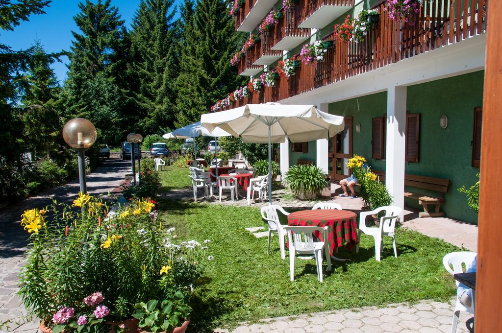Albergo Monteverde Лавароне Экстерьер фото